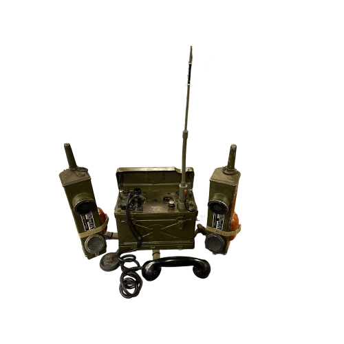 Original WWII U.S. Signal Corps BC-1000A Backpack Radio Receiver and Transmitter - Dated 1944 & a Matching Set of Walkie-Talkies (Original) - Image 6